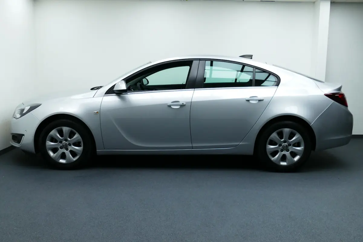 1.6 T 170pk Edition. Carplay/Android, Camera, Navi, Clima, 17"LMV, Haak 1700kg