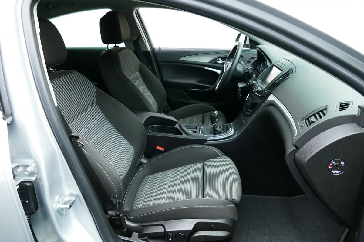 1.6 T 170pk Edition. Carplay/Android, Camera, Navi, Clima, 17"LMV, Haak 1700kg