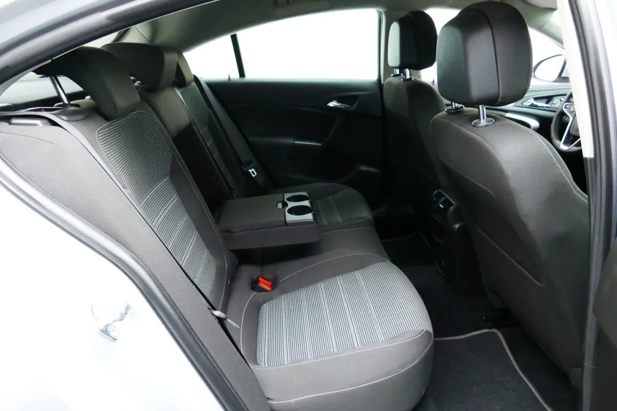 1.6 T 170pk Edition. Carplay/Android, Camera, Navi, Clima, 17"LMV, Haak 1700kg