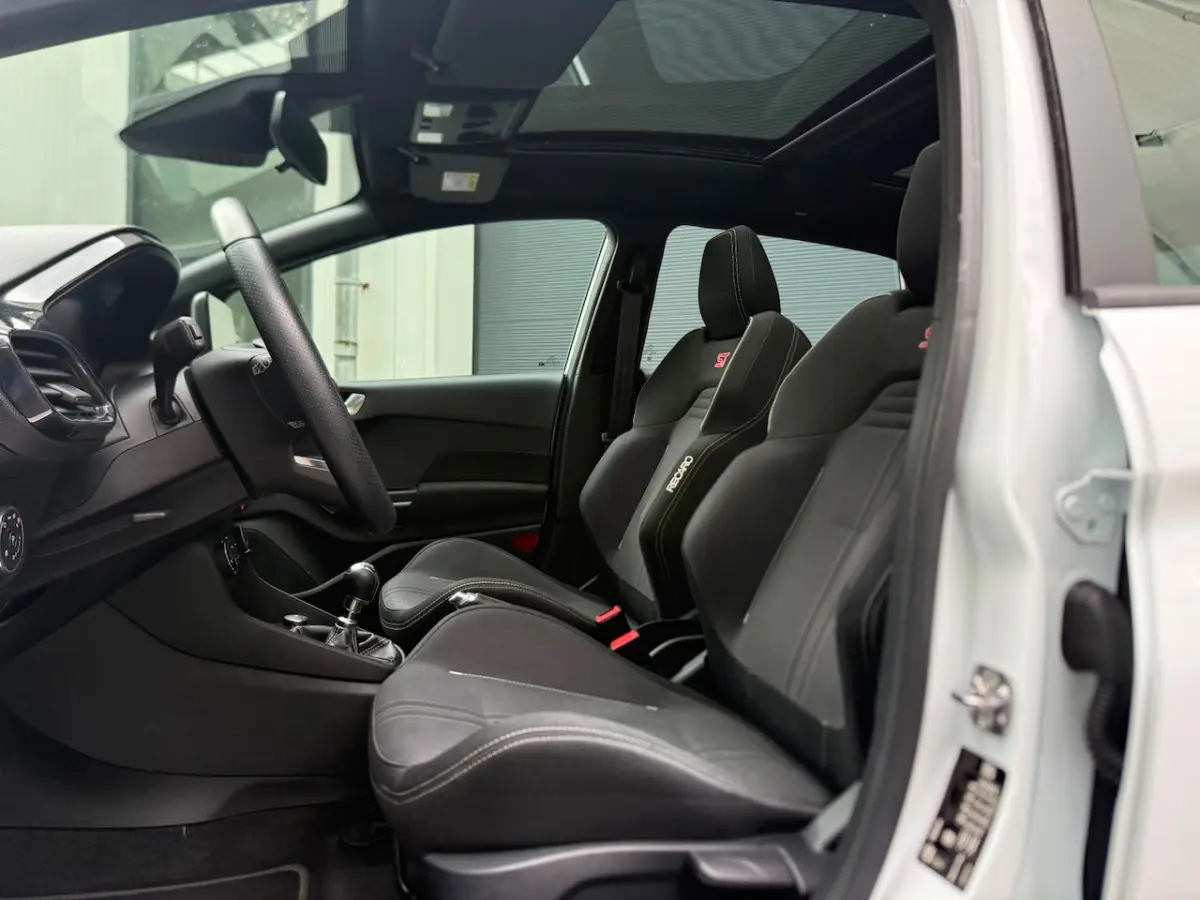 1.5 EcoBoost ST-3 Performance 200 Pk Pano/Recaro/Xenon/Led/Cruise Control/Climate Control/