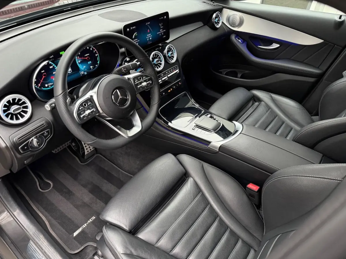 300e 4MATIC Premium Plus AMG Schuifdak/Leder/Virtual/Car Play/LED/Night Pakket/Trekhaak/Ap