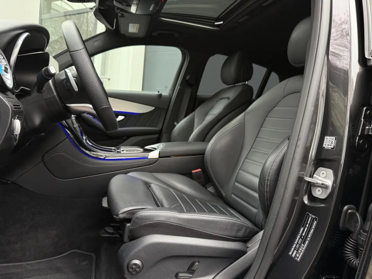 300e 4MATIC Premium Plus AMG Schuifdak/Leder/Virtual/Car Play/LED/Night Pakket/Trekhaak/Ap