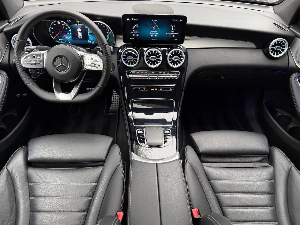 300e 4MATIC Premium Plus AMG Schuifdak/Leder/Virtual/Car Play/LED/Night Pakket/Trekhaak/Ap