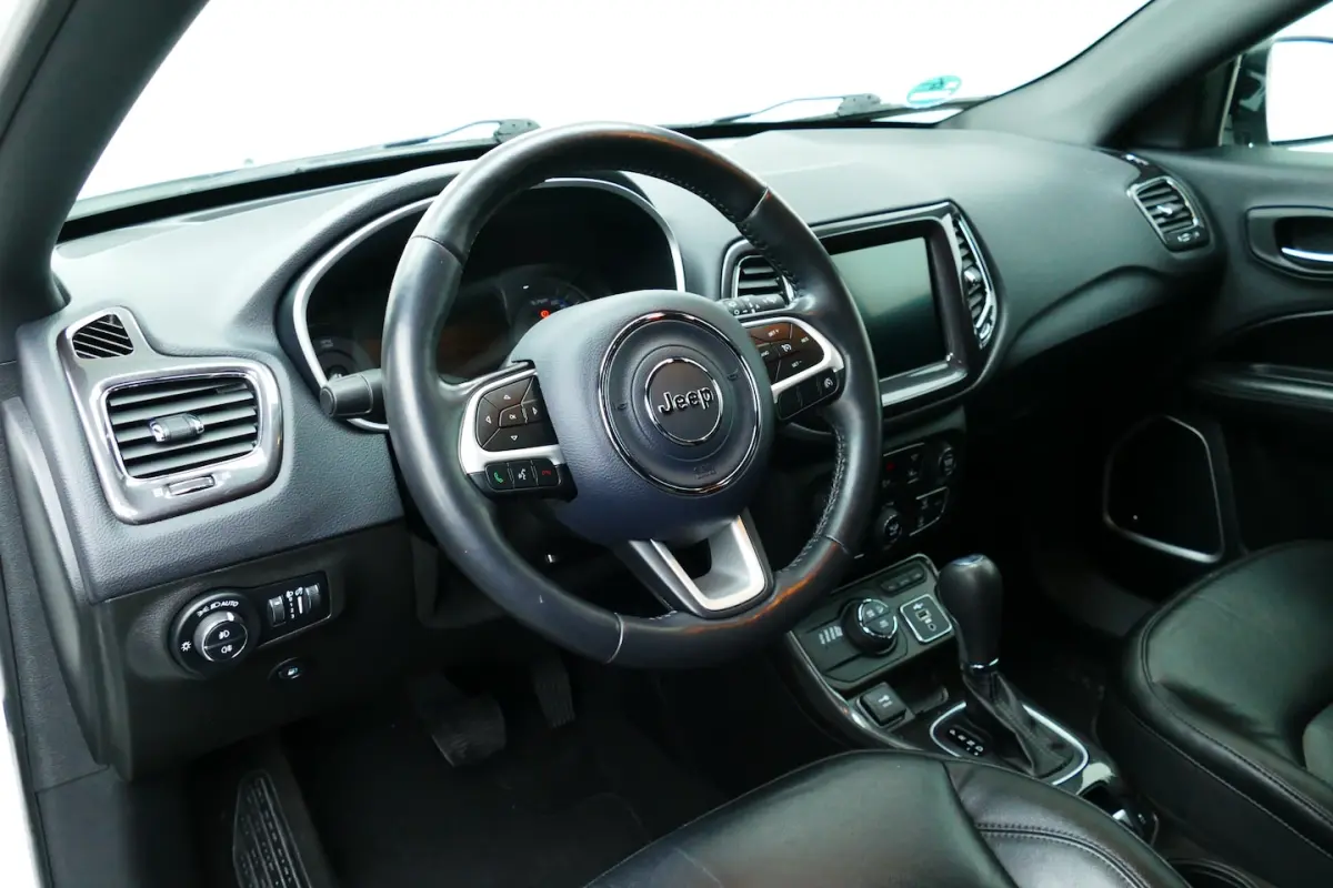 4xe 240 Plug-in Hybrid Electric S