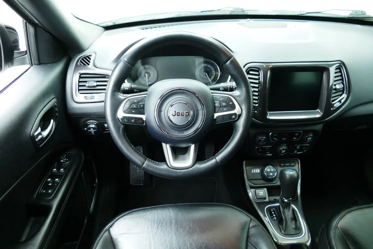 4xe 240 Plug-in Hybrid Electric S