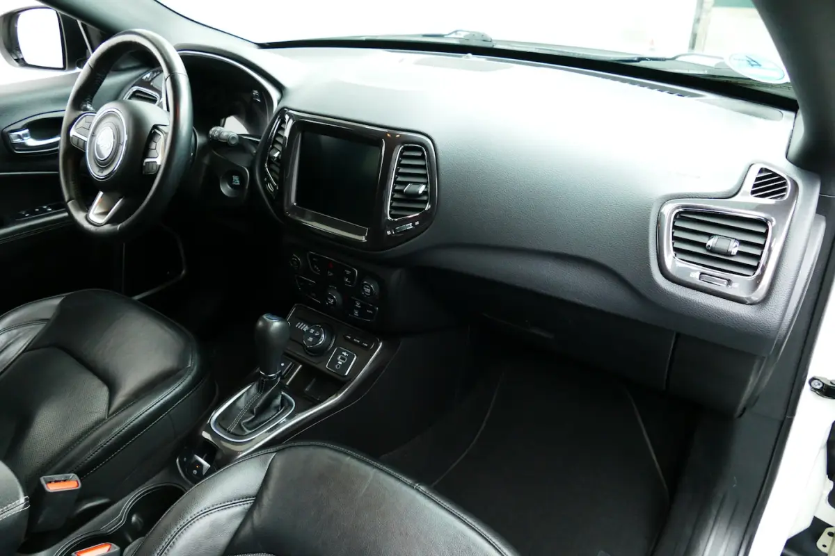 4xe 240 Plug-in Hybrid Electric S