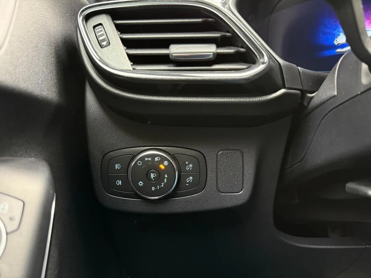 1.0 EcoBoost Hybrid ST-Line Automaat 125 Pk Navi/LED/Cruise/Climate/PDC/Carplay/Stoelverwa