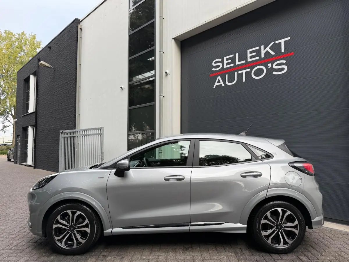 1.0 EcoBoost Hybrid ST-Line Automaat 125 Pk Navi/LED/Cruise/Climate/PDC/Carplay/Stoelverwa