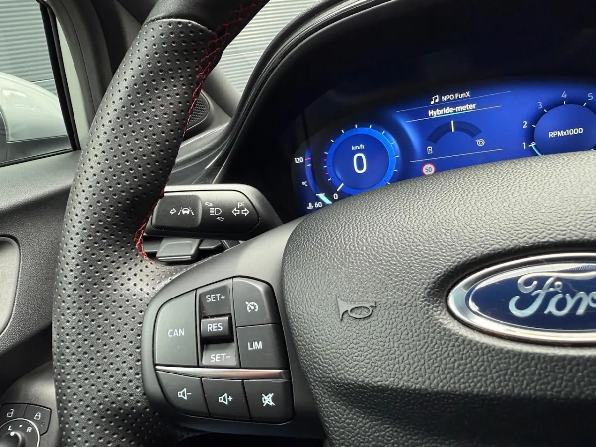 1.0 EcoBoost Hybrid ST-Line Automaat 125 Pk Navi/LED/Cruise/Climate/PDC/Carplay/Stoelverwa