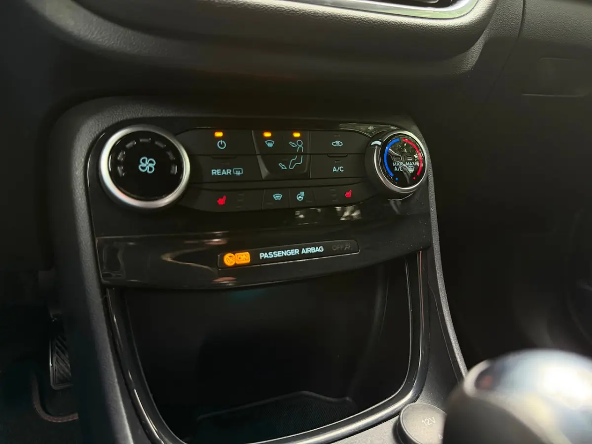 1.0 EcoBoost Hybrid ST-Line 125 Pk Navi/LED/Camera/Cruise/Climate/Carplay/Stoelverwarming/