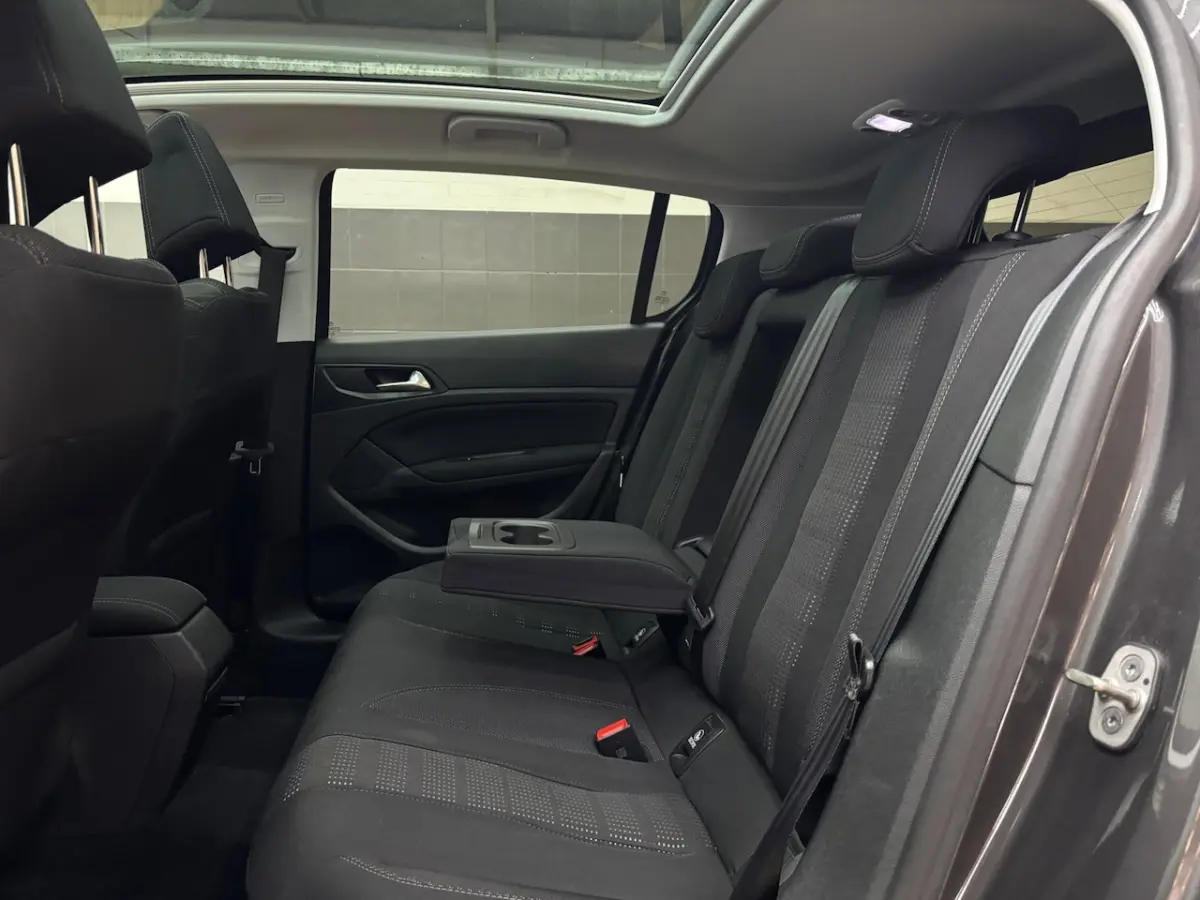 1.2 P-Tech Blue Lease Premium/2DE EIG/ GARANTIE /TOP STAAT/