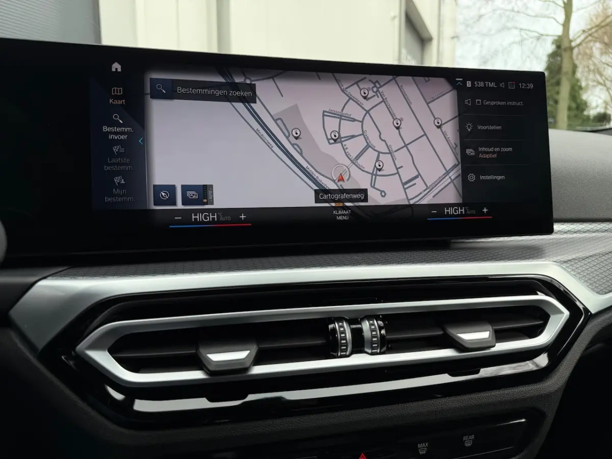 320e M-Sport Pano/Leder/Widescreen/19 Inch/ACC/Climate/Navi/Car Play/Camera/PDC/Stoelverwa