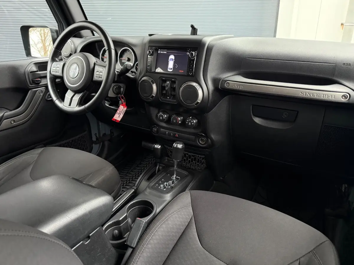 3.6 Sahara AUT 4x4 Brute/LED/Verhoogd/Bluetooth/Navigatie/20 Inch/Cruise/Airco/Alpine Soun