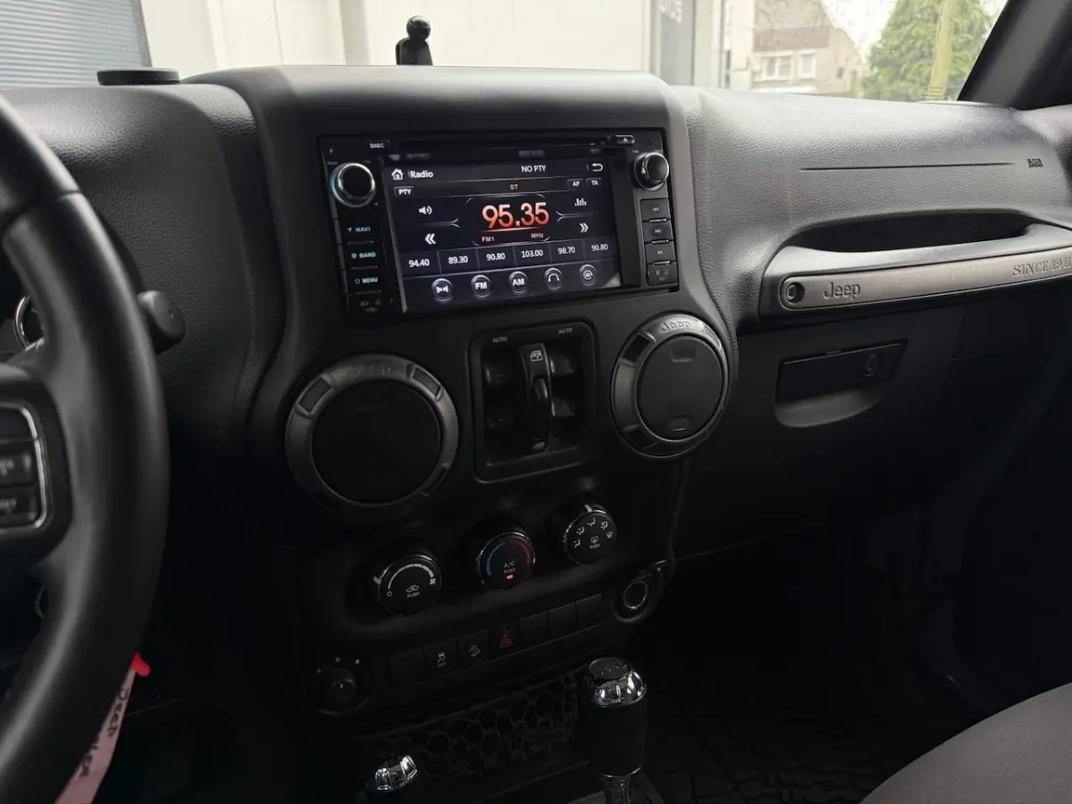 3.6 Sahara AUT 4x4 Brute/LED/Verhoogd/Bluetooth/Navigatie/20 Inch/Cruise/Airco/Alpine Soun