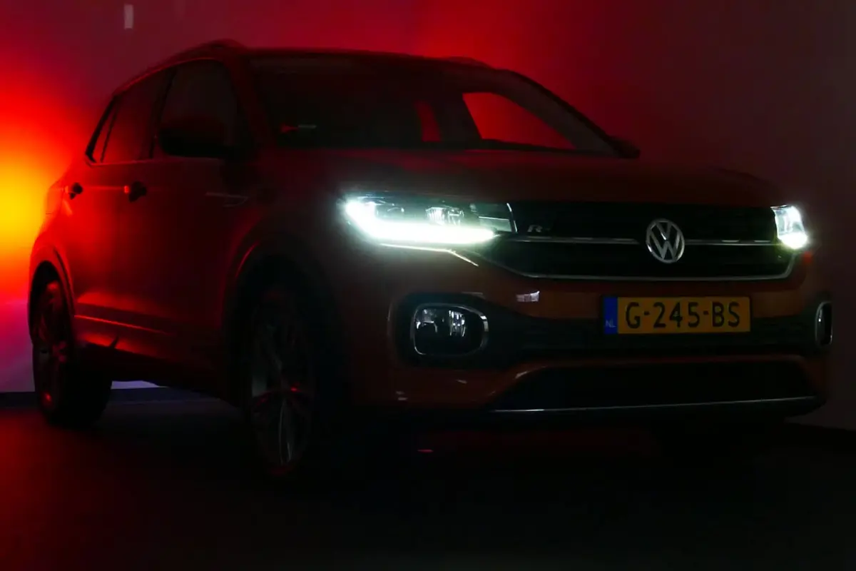 1.0 116pk TSI Style R-Line. Virt Cockpit, Adaptief Cruise, Navi, Led, 17"LMV, Haak 1100kg