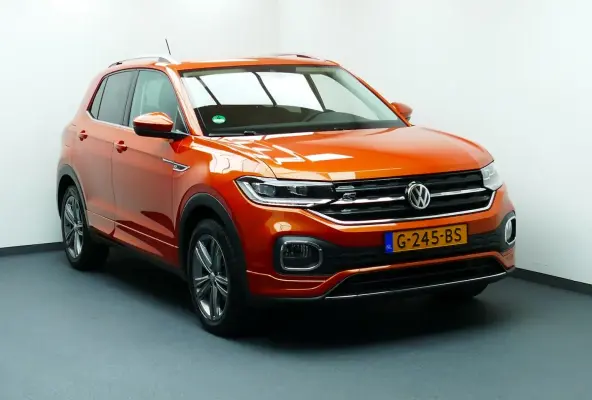 1.0 116pk TSI Style R-Line. Virt Cockpit, Adaptief Cruise, Navi, Led, 17"LMV, Haak 1100kg
