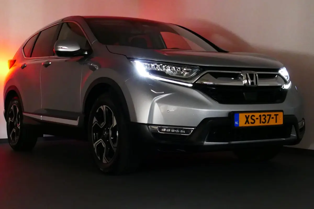 2.0 Hybrid Elegance. Adaptief Cruise, Camera, StoelVerw, Led, 18"LMV