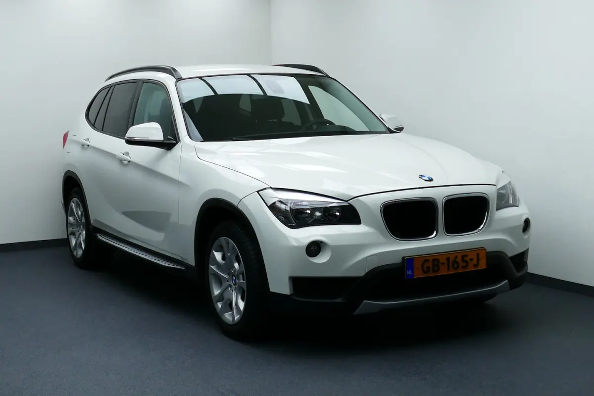 BMW X1 2014 Benzine Handgeschakeld leasen