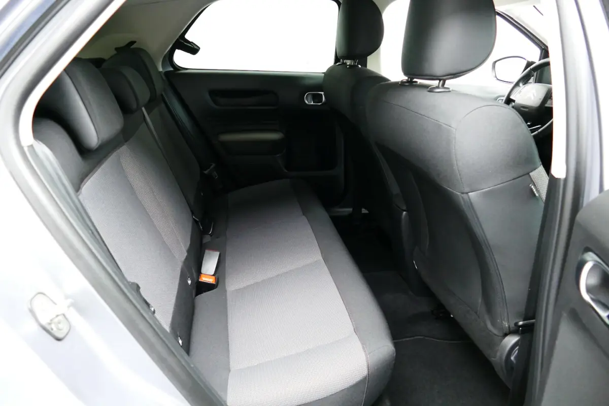 1.2 130pk Shine Plus. Camera, Navi, Clima, Cruise, StoelVerw, Haak 950kg