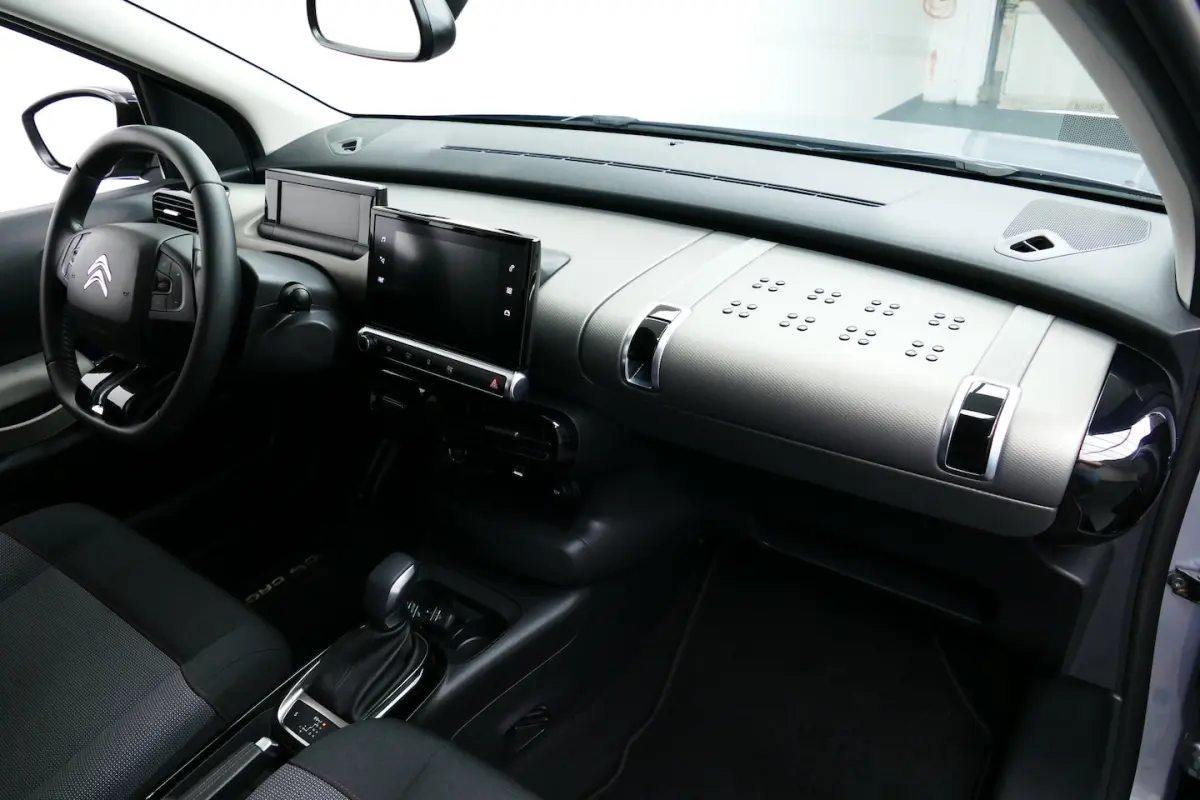1.2 130pk Shine Plus. Camera, Navi, Clima, Cruise, StoelVerw, Haak 950kg