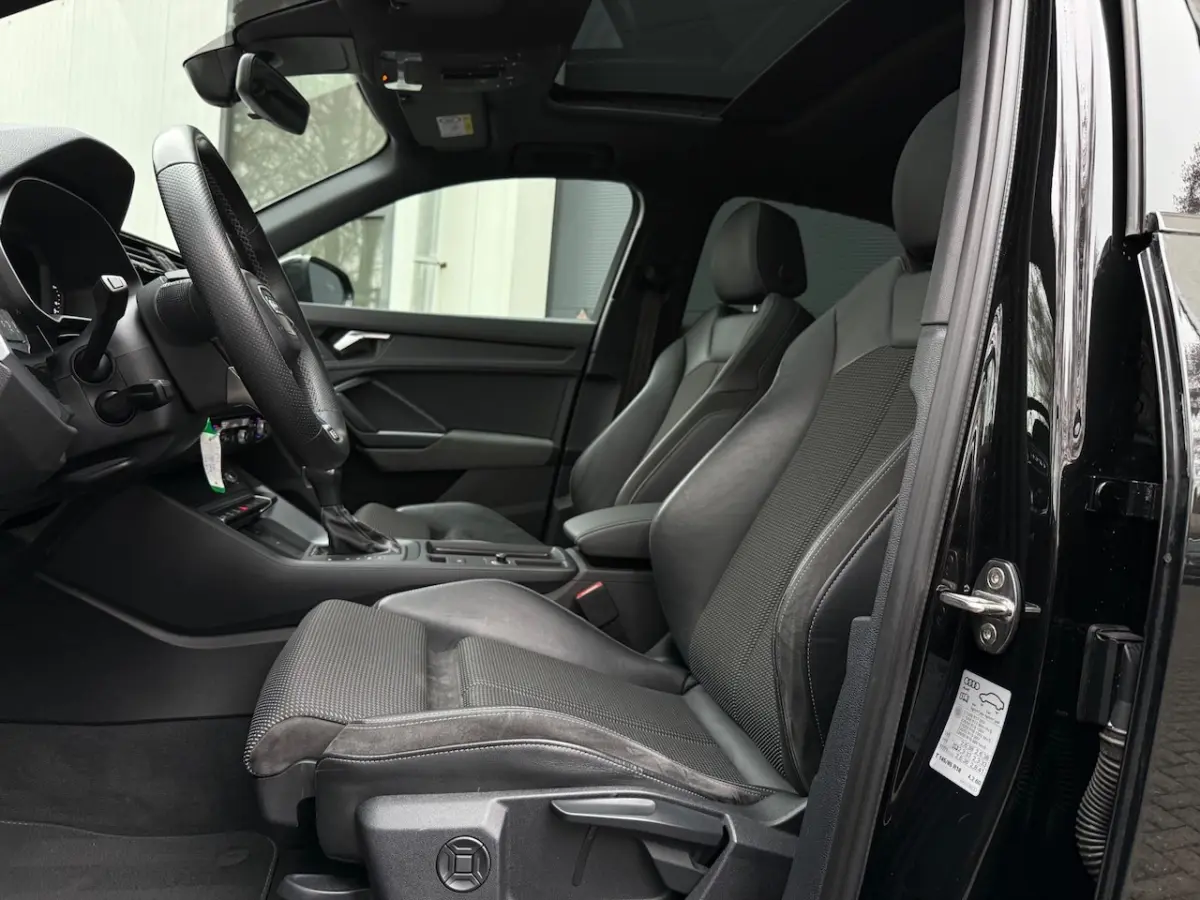 35 TFSI 3x S-Line Pano/Leder/ACC/Matrix/LED/Camera/Stoelverwarming/21 Inch/Car Play/Virtua