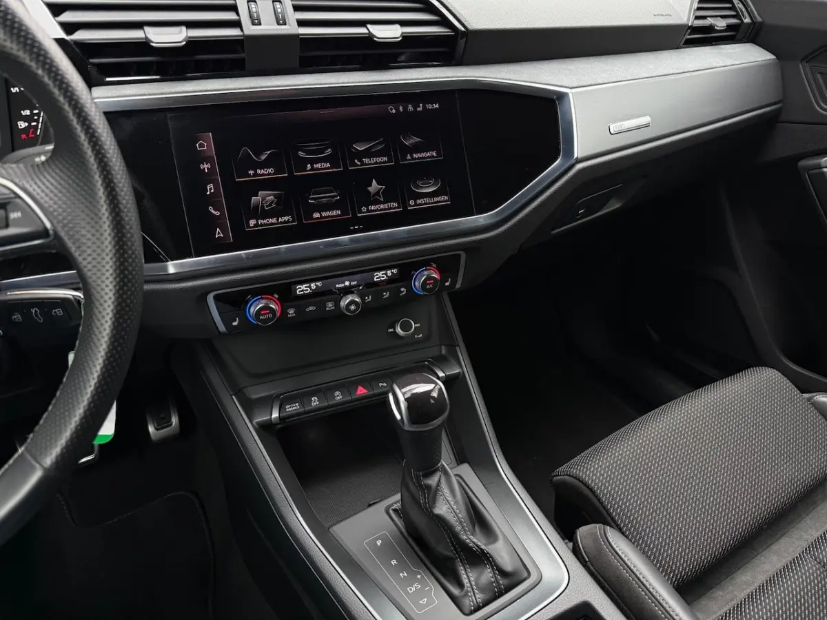 35 TFSI 3x S-Line Pano/Leder/ACC/Matrix/LED/Camera/Stoelverwarming/21 Inch/Car Play/Virtua