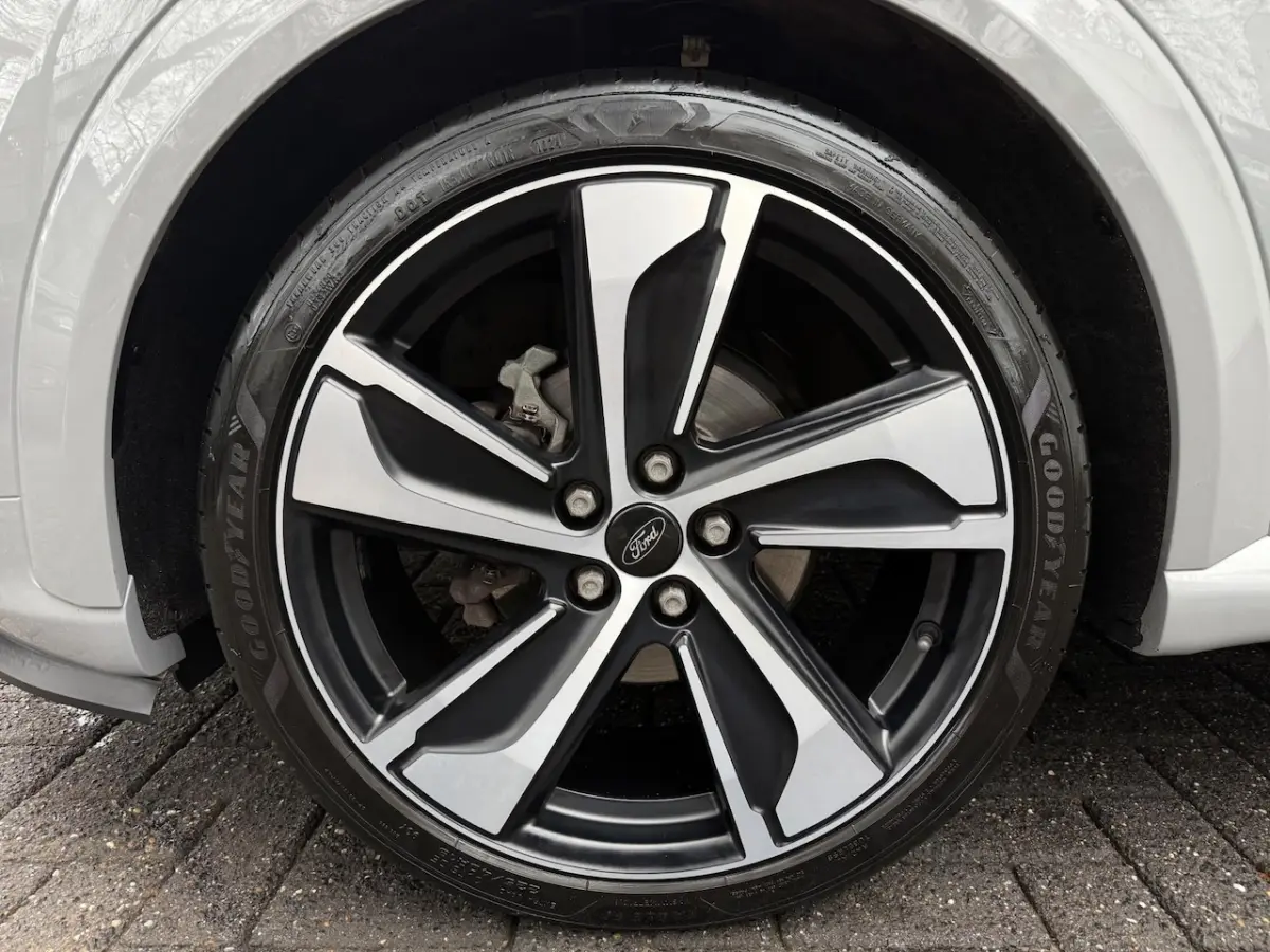 1.0 EcoBoost Hybrid ST-Line X 155 Pk Pano/Navi/LED/Adaptief Cruise/Climate/Camera/Carplay/