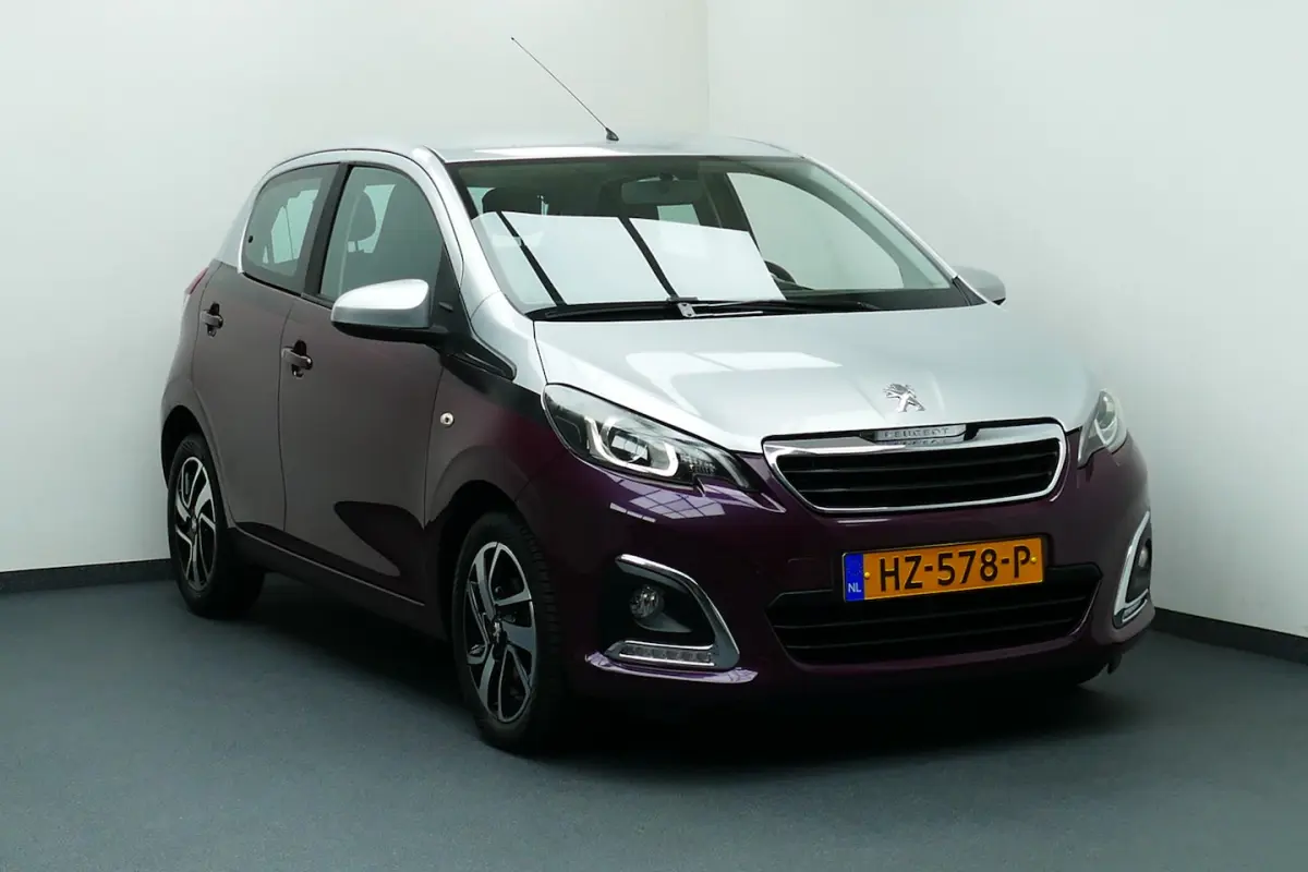 1.0 e-VTi Allure Two Tone, Airco, Cruise, Led, 15"LM All Season Banden