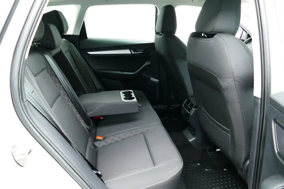 1.5 150pk TSI ACT Style. Carplay/Android Navi, Stoelverw, 17"LMV, Haak 1500kg