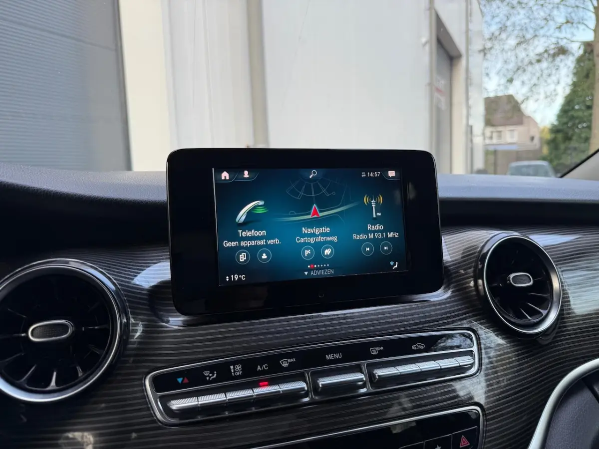 220d Lang DC Xenon/LED/Leder/Navigatie/Ambiente/Bluetooth/MBUX/Cruise/Climate/Camera/20 In