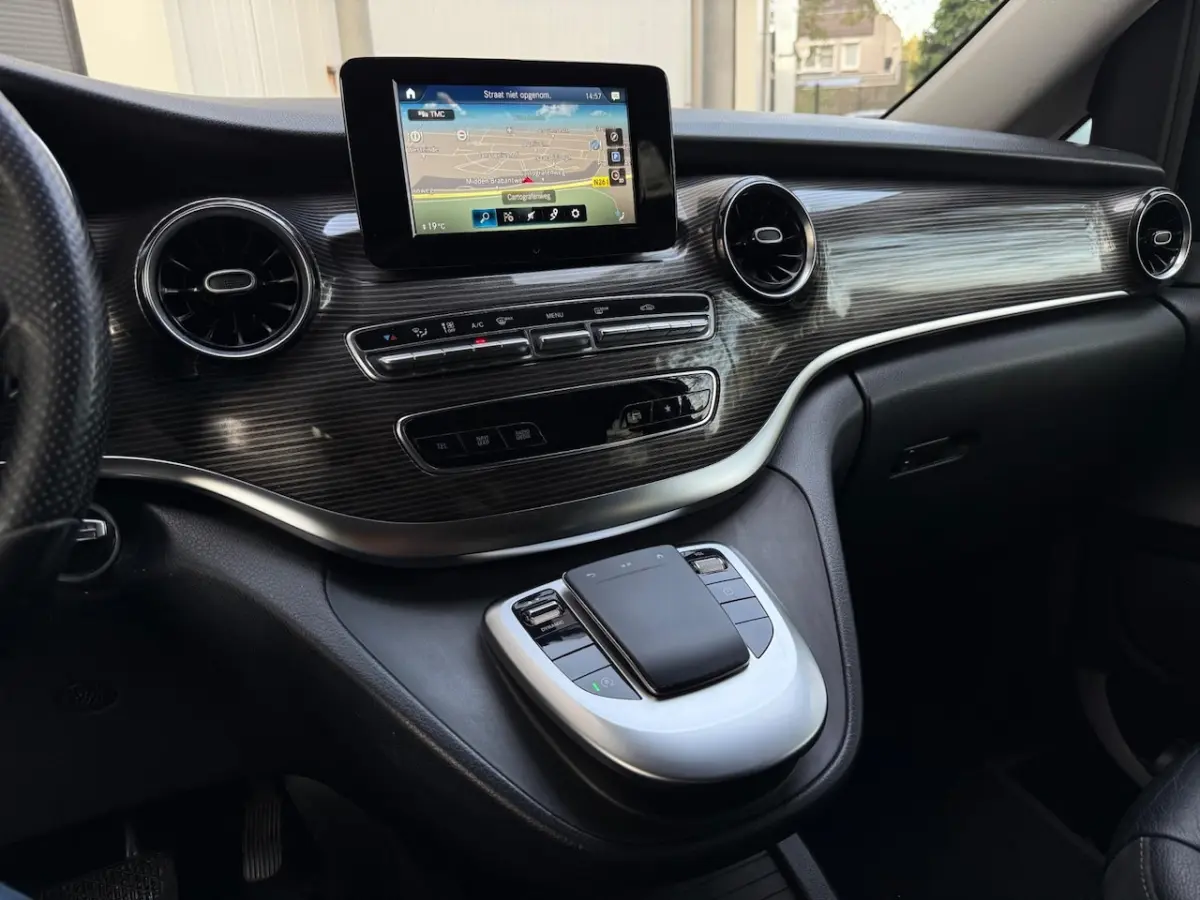 220d Lang DC Xenon/LED/Leder/Navigatie/Ambiente/Bluetooth/MBUX/Cruise/Climate/Camera/20 In