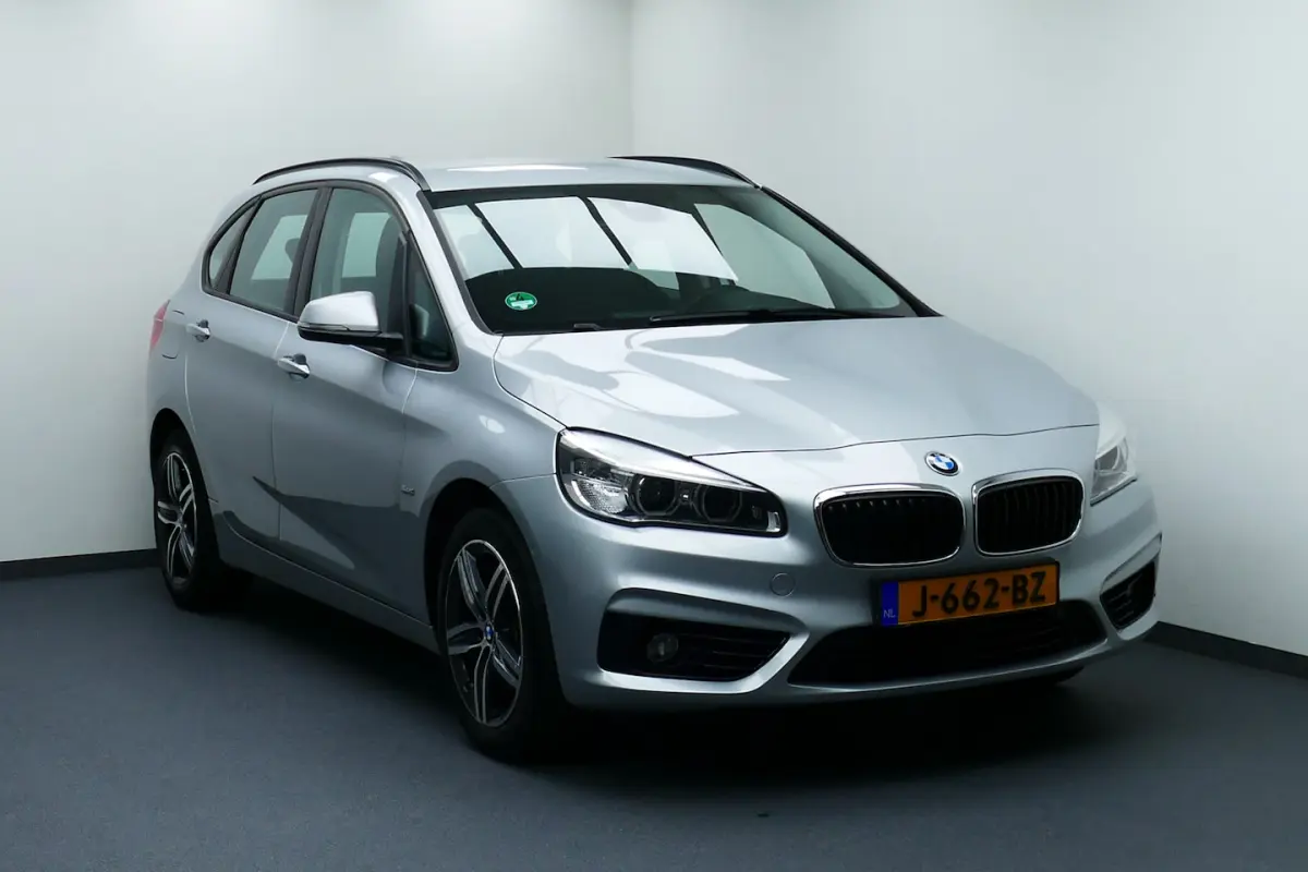 218i High Executive. Elek A Klep, Navi, Clima, Led Koplampen, Afn Haak 1300kg