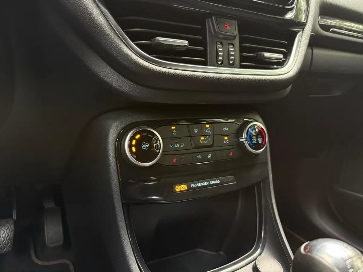 1.0 EcoBoost Hybrid ST-Line 125 Pk Navigatie/LED/Cruise/Climate/PDC/Carplay/Stoelverwarmin