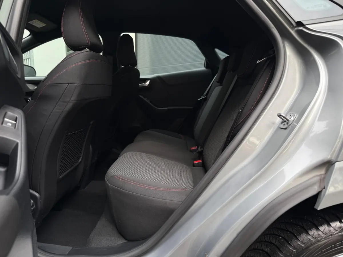 1.0 EcoBoost Hybrid ST-Line 125 Pk Navigatie/LED/Cruise/Climate/PDC/Carplay/Stoelverwarmin
