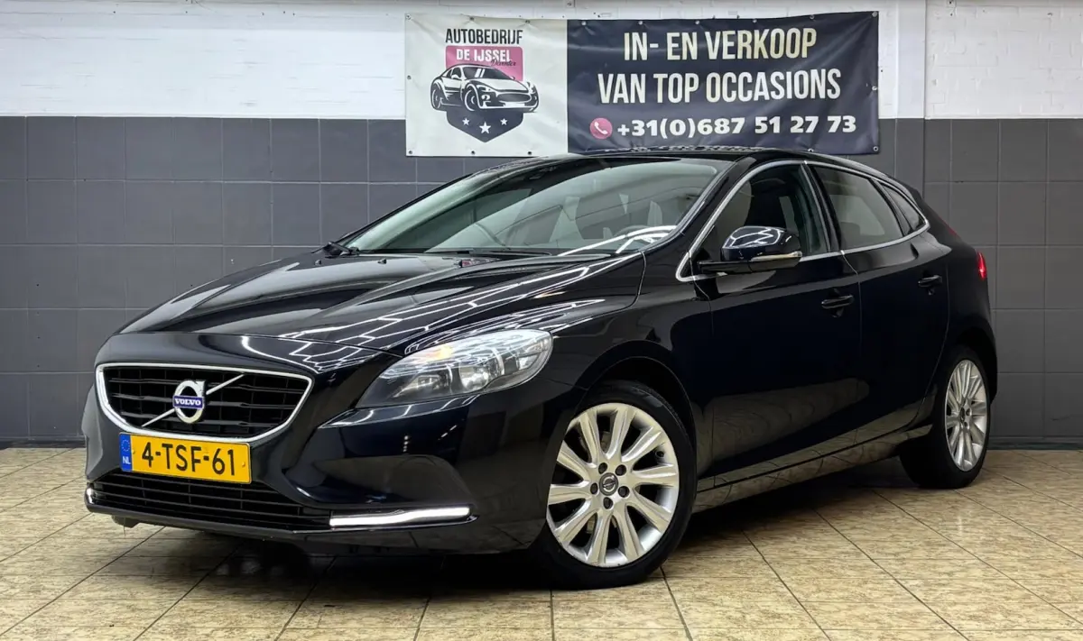 Volvo V40 2014 Benzine Handgeschakeld leasen