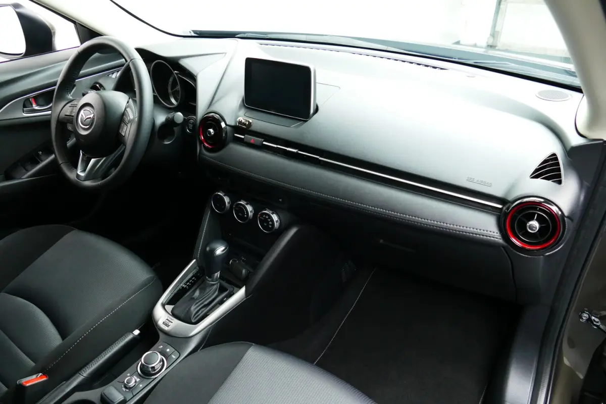 2.0 SkyActiv-G 120 TS+. Navi, Camera, Clima, Cruise, Stoelverw, Haak 1200kg