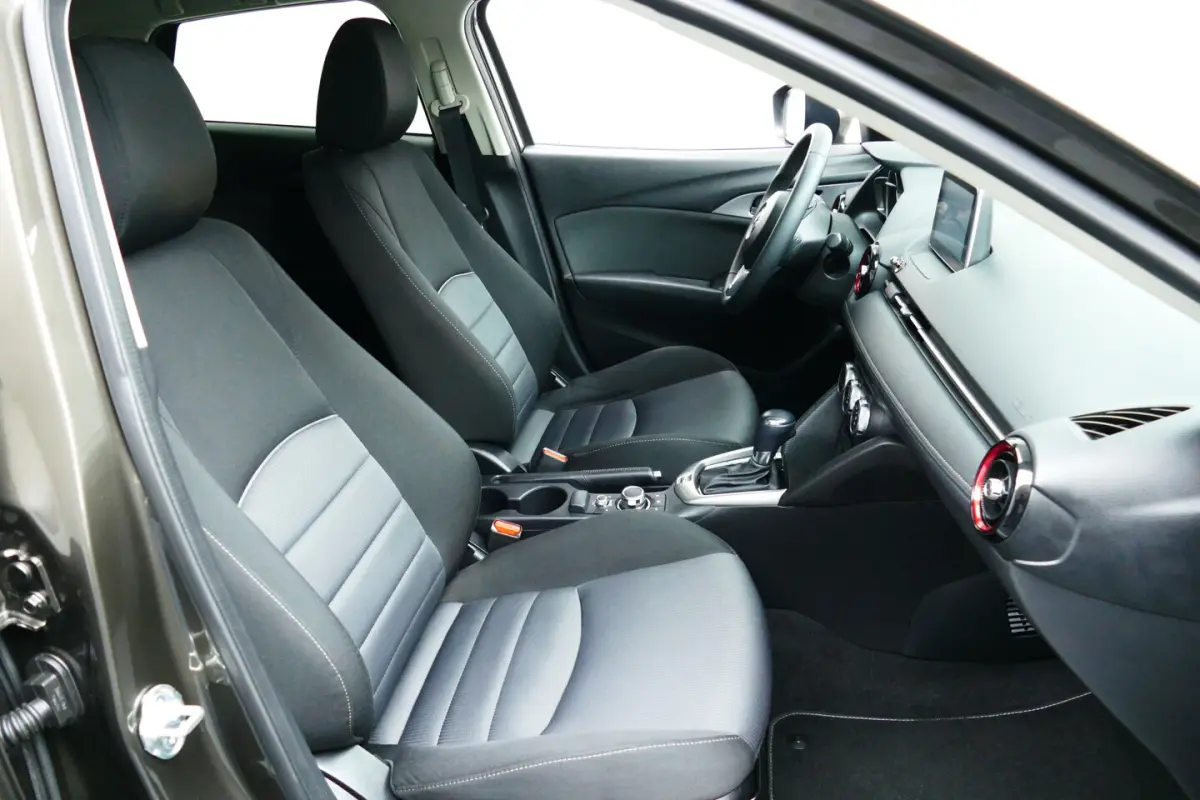 2.0 SkyActiv-G 120 TS+. Navi, Camera, Clima, Cruise, Stoelverw, Haak 1200kg