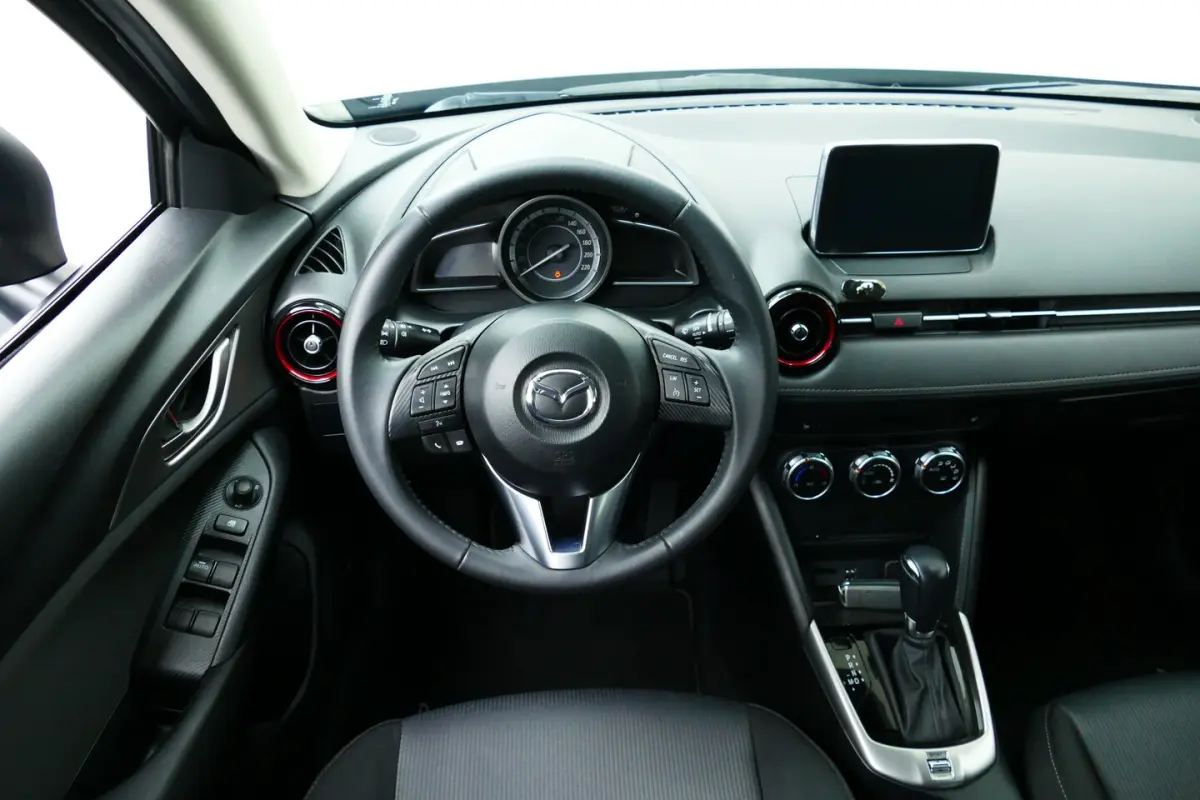2.0 SkyActiv-G 120 TS+. Navi, Camera, Clima, Cruise, Stoelverw, Haak 1200kg