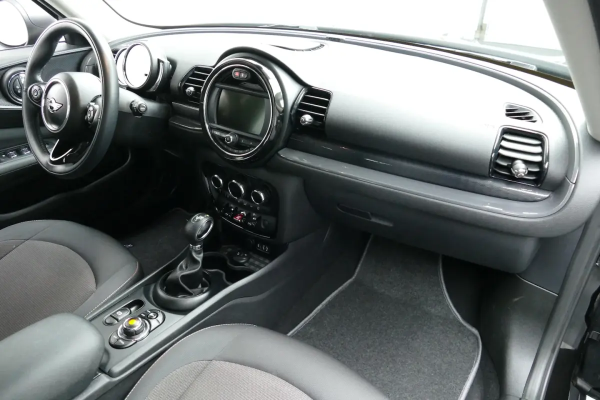 1.5 One Business Bj11-2017 67.000km. Navi, Clima, Cruise, 16"LM Velgen