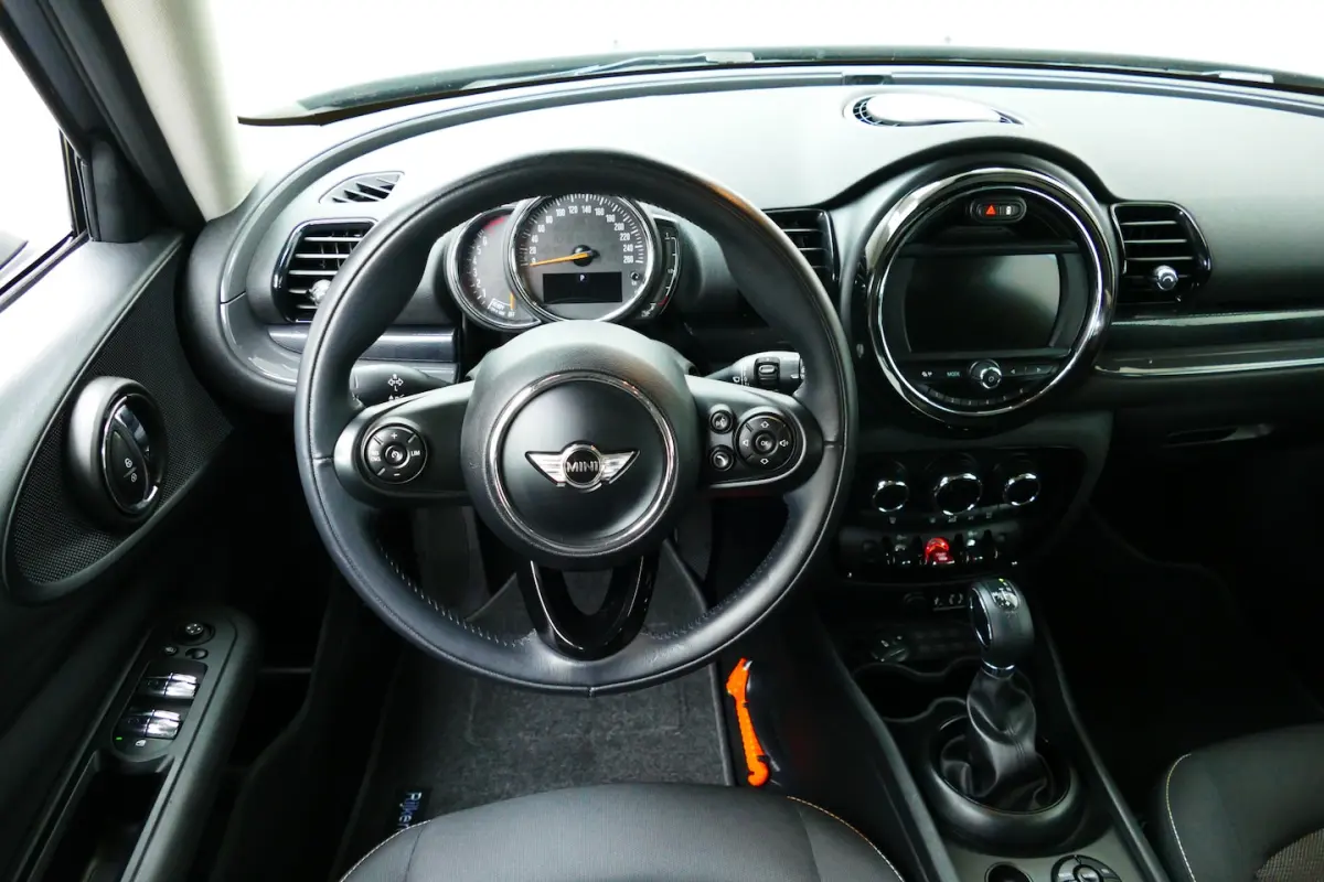 1.5 One Business Bj11-2017 67.000km. Navi, Clima, Cruise, 16"LM Velgen