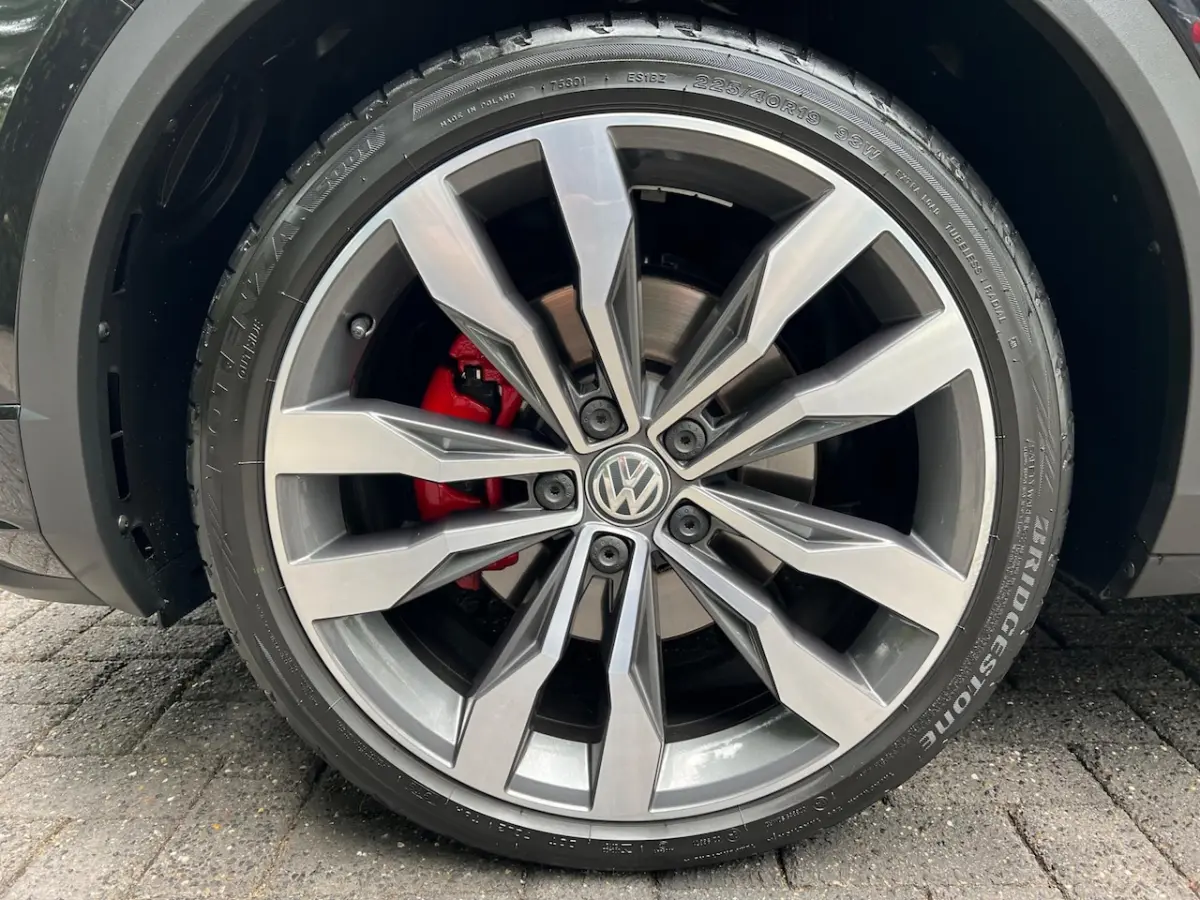 2.0 TSI 4-Motion 3x R-Line DSG Virtual/Panoramadak/LED/Camera/ACC/Climate Control/Navigati
