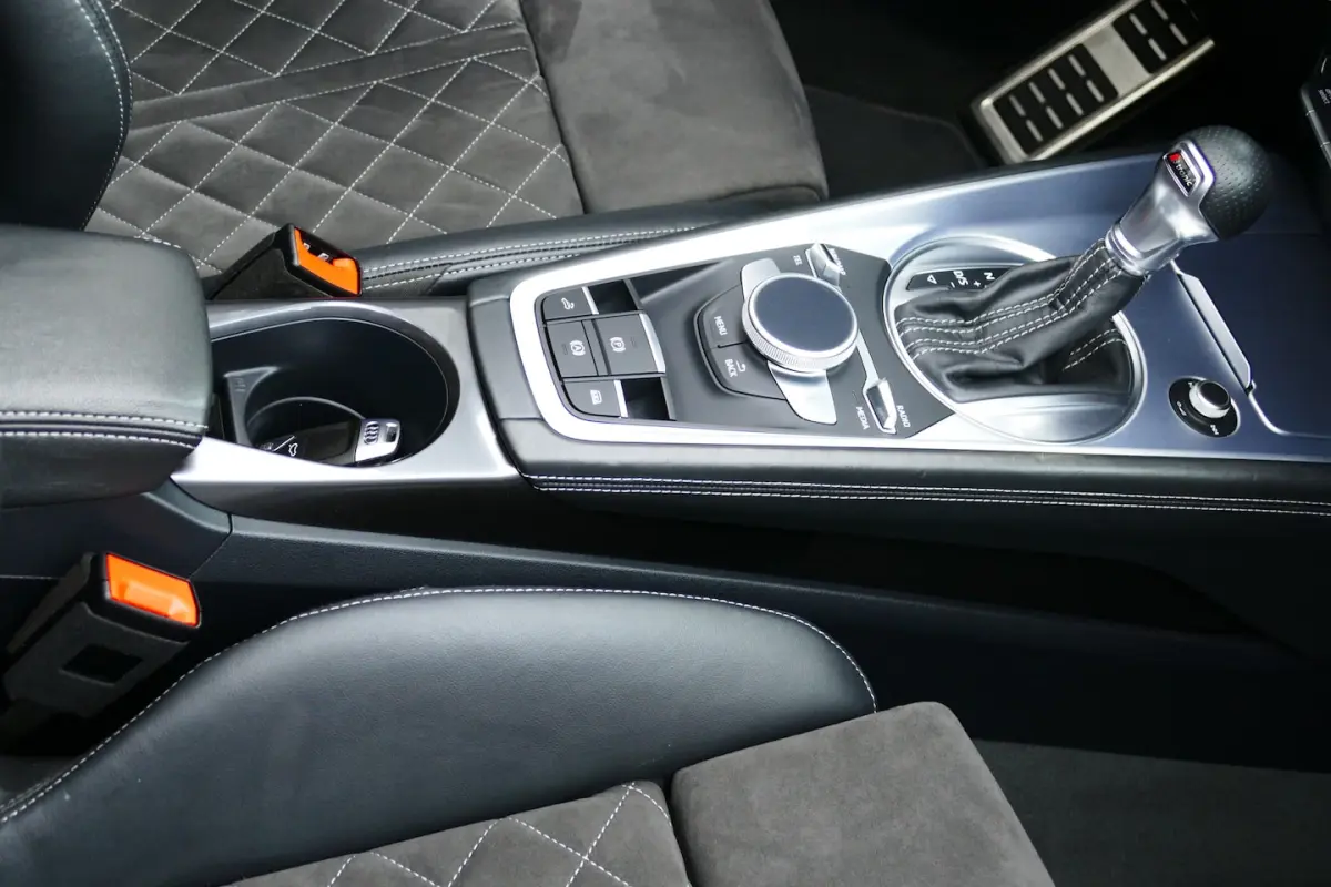 40 TFSI Pro Line S-Line 19"LM, Full Led, Leer/Alcantara, Navi, Stoelverw