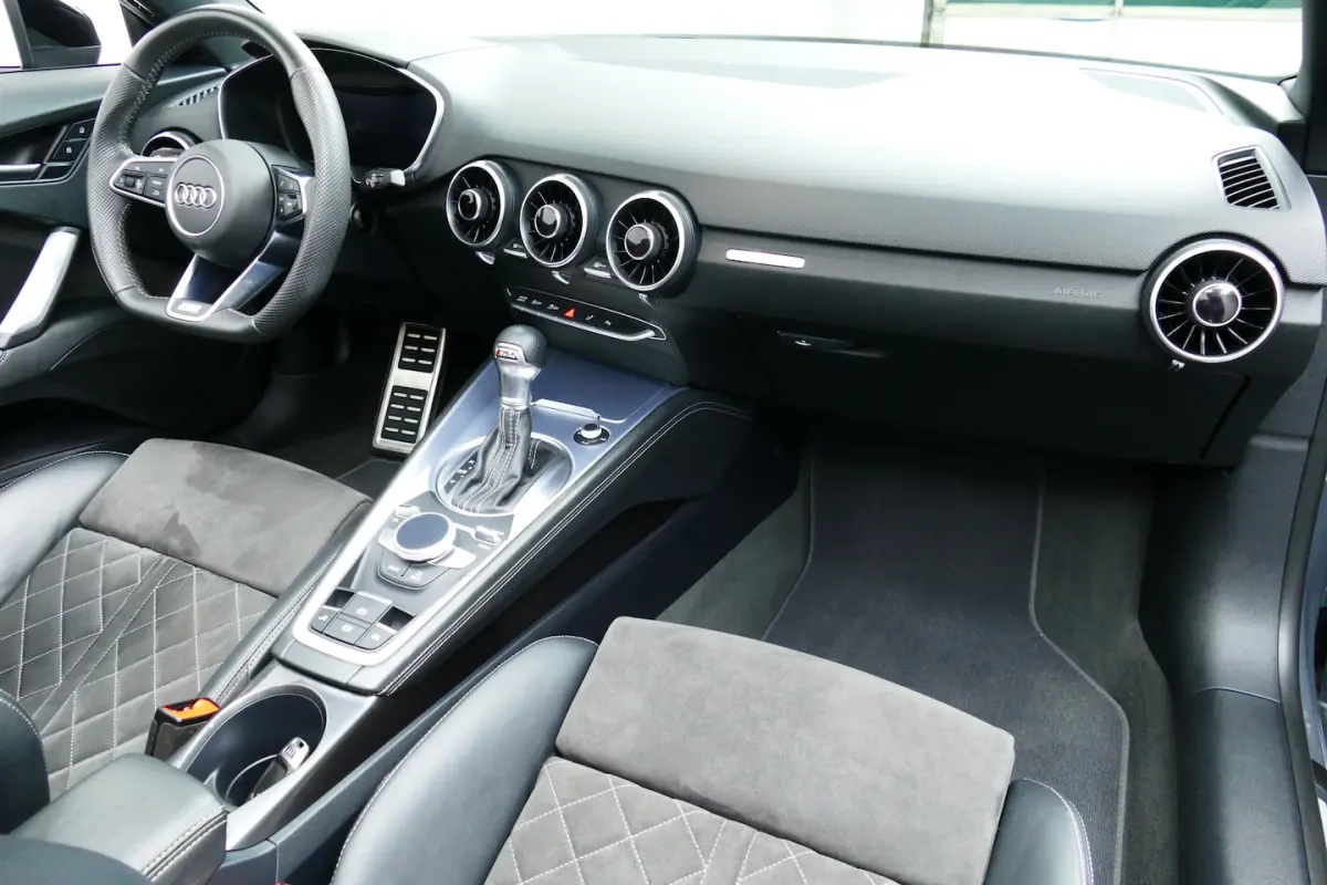 40 TFSI Pro Line S-Line 19"LM, Full Led, Leer/Alcantara, Navi, Stoelverw