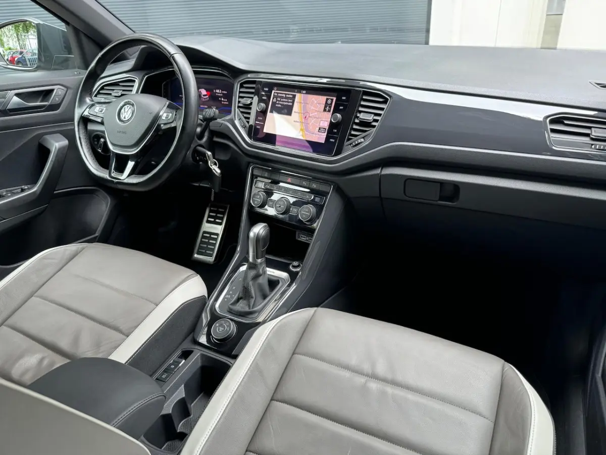2.0 TSI 4Motion Sport DSG Pano/LED/ACC/Beats/Virtual/19 Inch/Apple/Navigatie/Bluetooth/Tre
