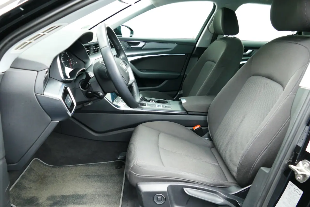 40 TDI Business Edition. Adaptief Cruise, Navi, Stoelverw, Elek klep, PDC V+A
