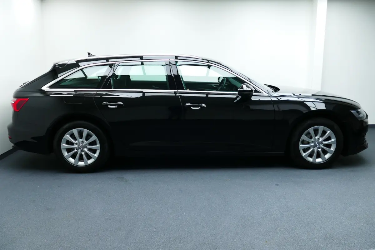 40 TDI Business Edition. Adaptief Cruise, Navi, Stoelverw, Elek klep, PDC V+A