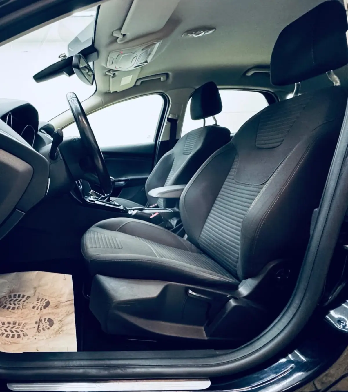 1.0 Titanium/2DE EIG/TOP STAAT/