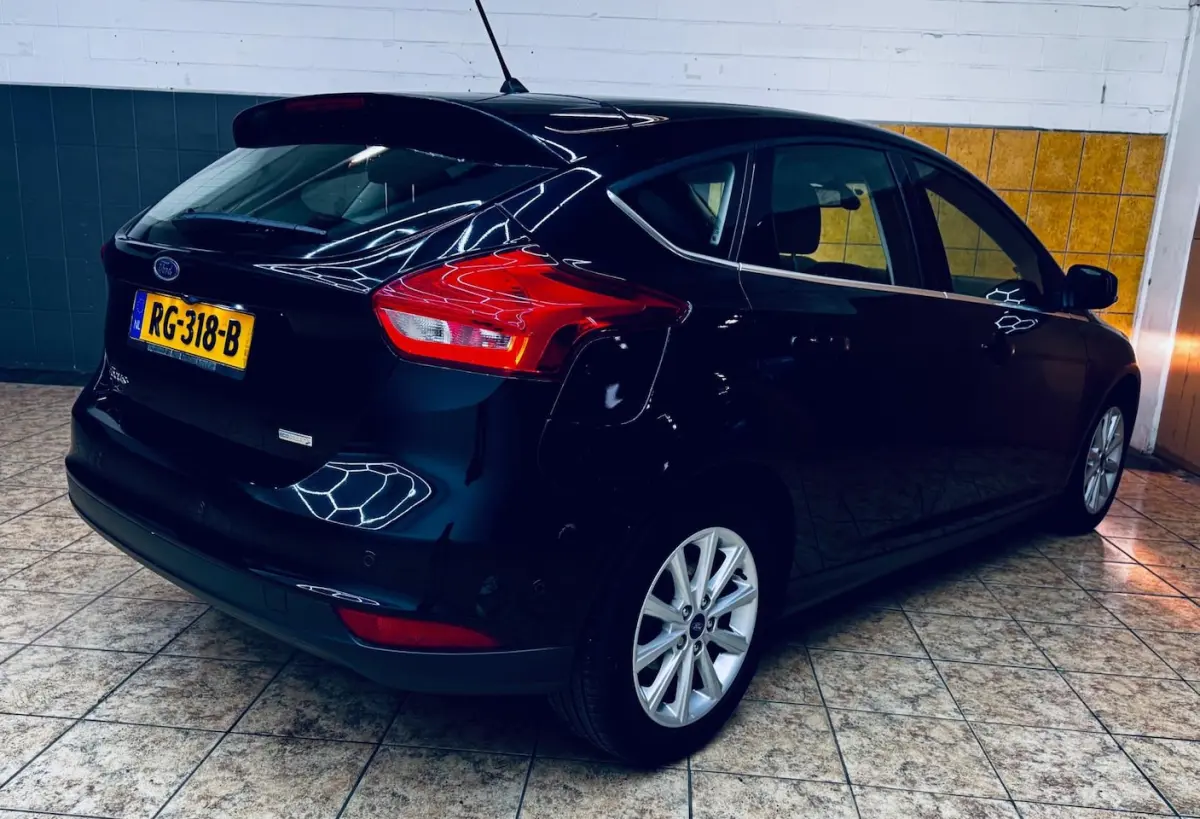 1.0 Titanium/2DE EIG/TOP STAAT/