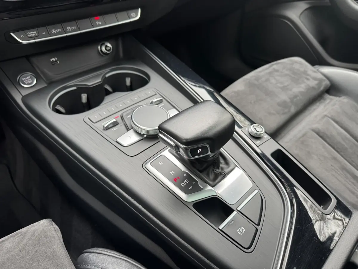 2.0 TFSI MHEV Quattro Sport S line Black Edition 252 Pk Pano/Leder/Virtual/Navi/Bluetooth/