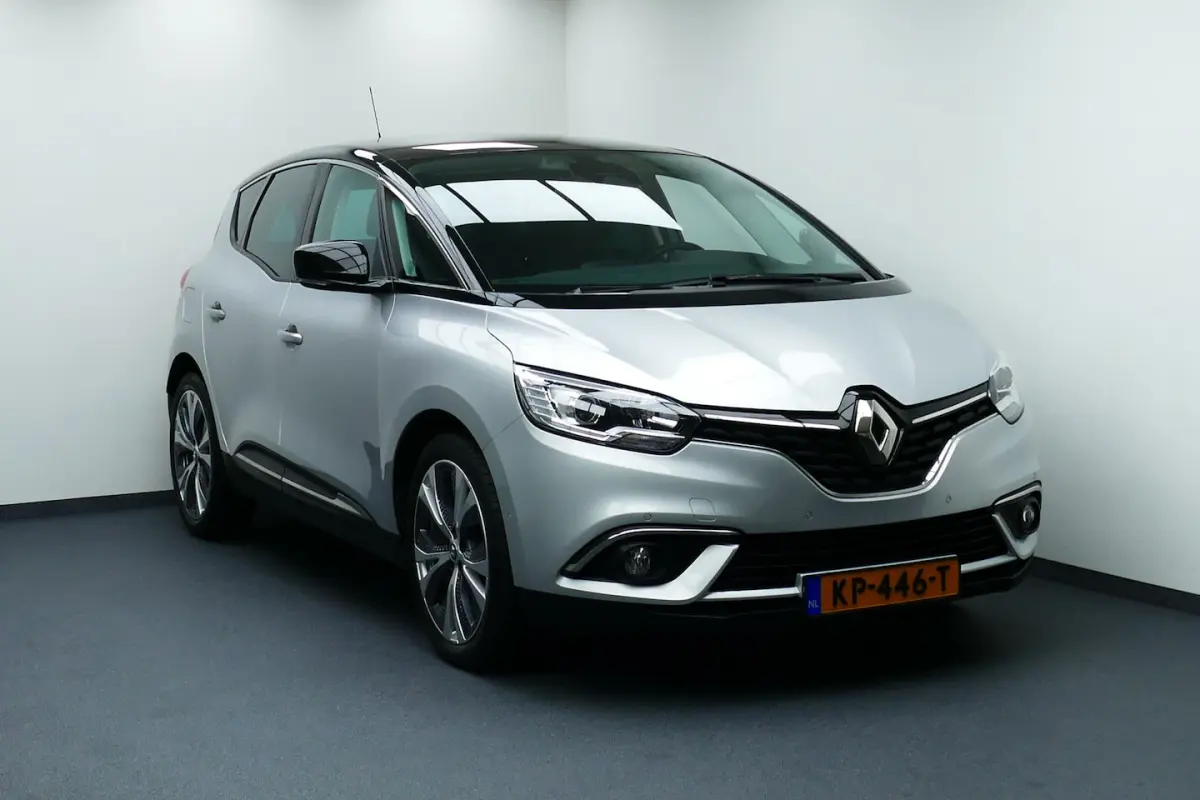 1.2 TCe Intens. Afwijkende Dakkleur, Navi, Camera, Clima, 20"LMV, Haak 1850kg